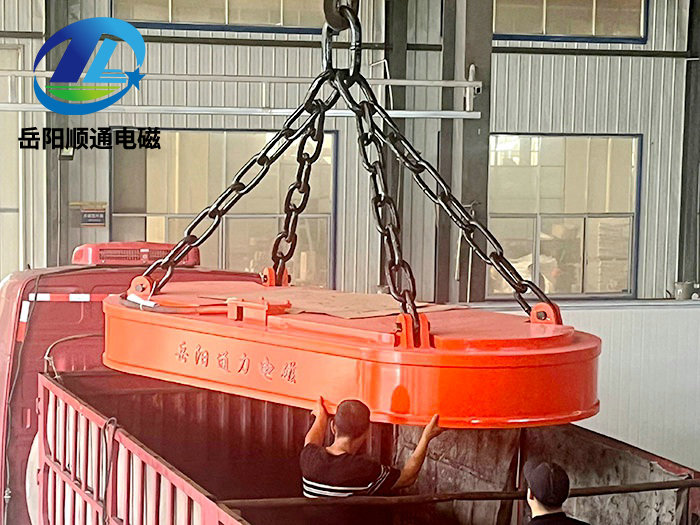 MW61系列吊運廢鋼用起重電磁鐵